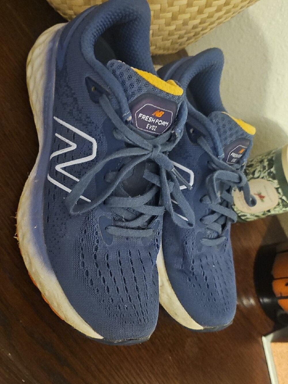New Balance Women's Navy and Yellow Fresh Foam EvoZ Sneakers - Picture 2 of 7